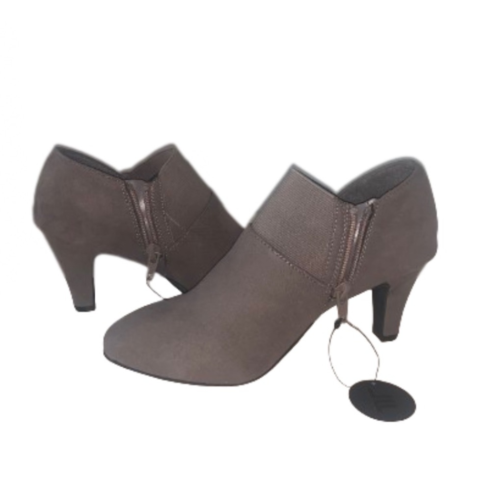 • NEW London Fog Collection Bobbie Ankle Bootie •